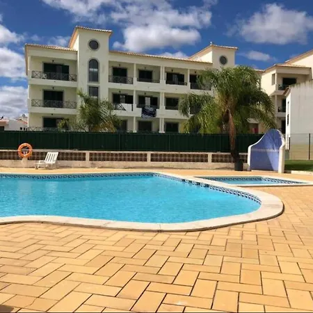 View 990 Meters From On Foot 阿尔布费拉