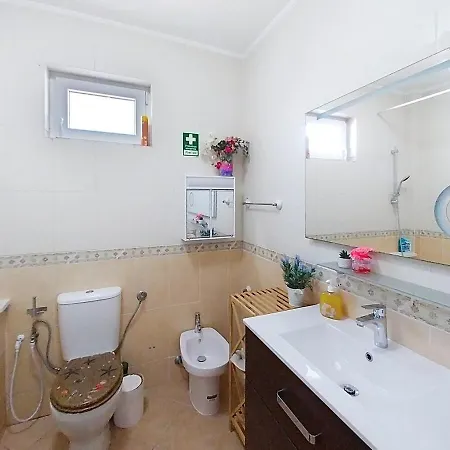 View 990 Meters From On Foot Lejlighed *